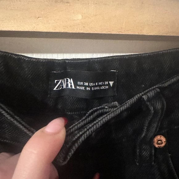 ZARA Black Hi-Rise Straight Leg Jeans (Size 6 US/38 EUR) - Picture 9 of 9